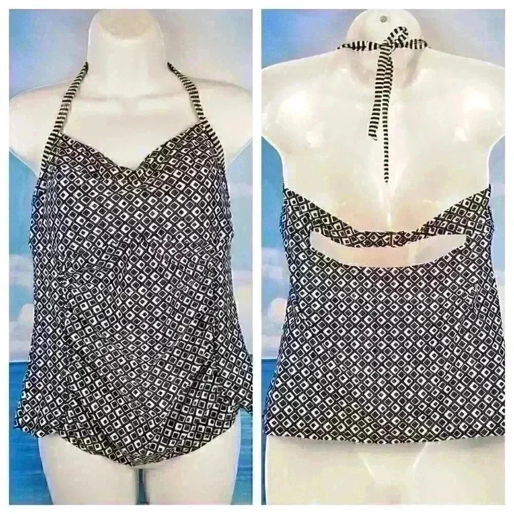 MERONA Woman's TANKINI Top NAVY BLUE & WHITE Bathing Swim Suit Pad Bra size Med